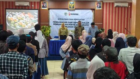 peserta mengikuti kegiatan soswatif